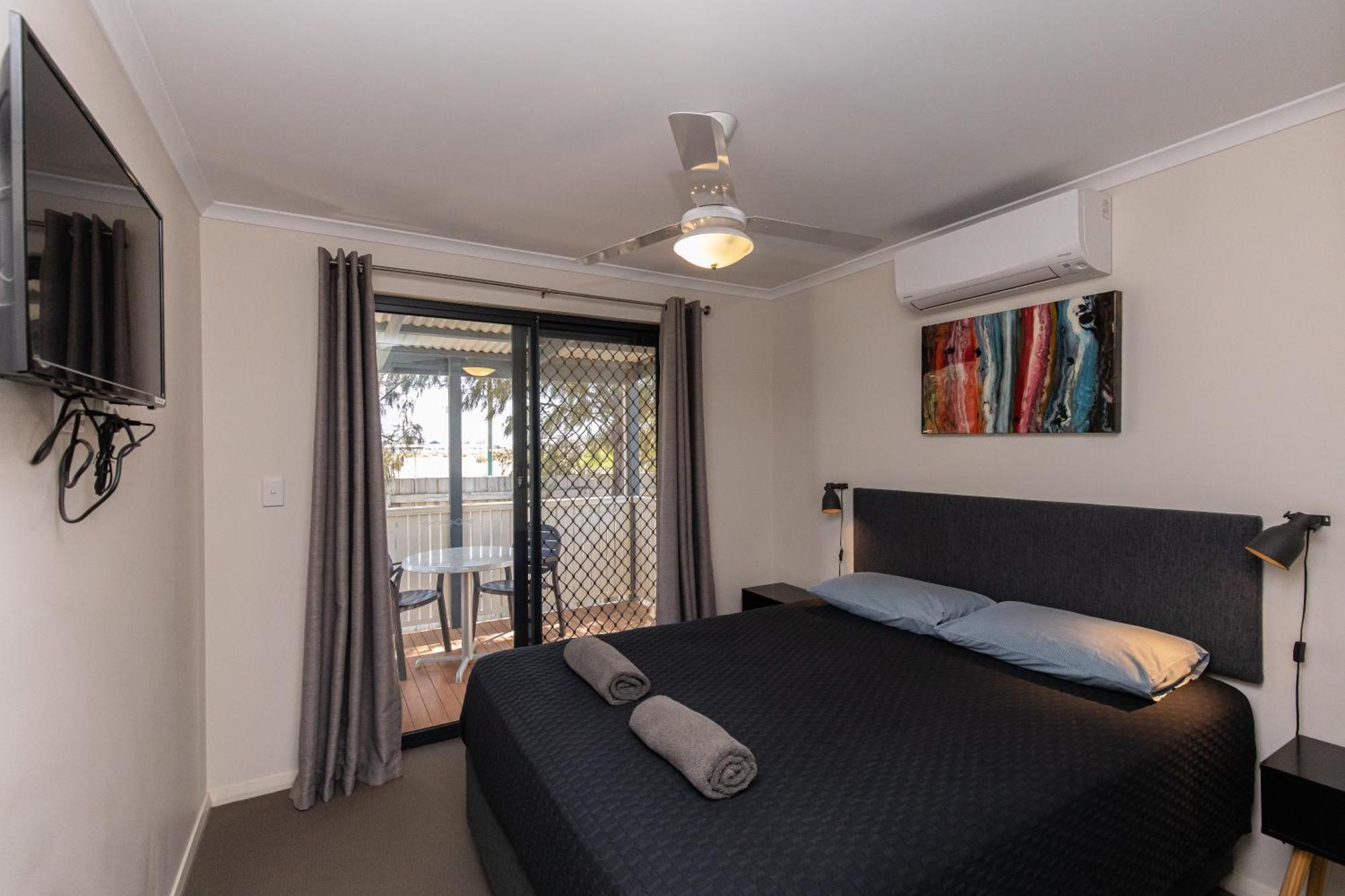 Jurien Bay Tourist Park Hotell Exteriör bild