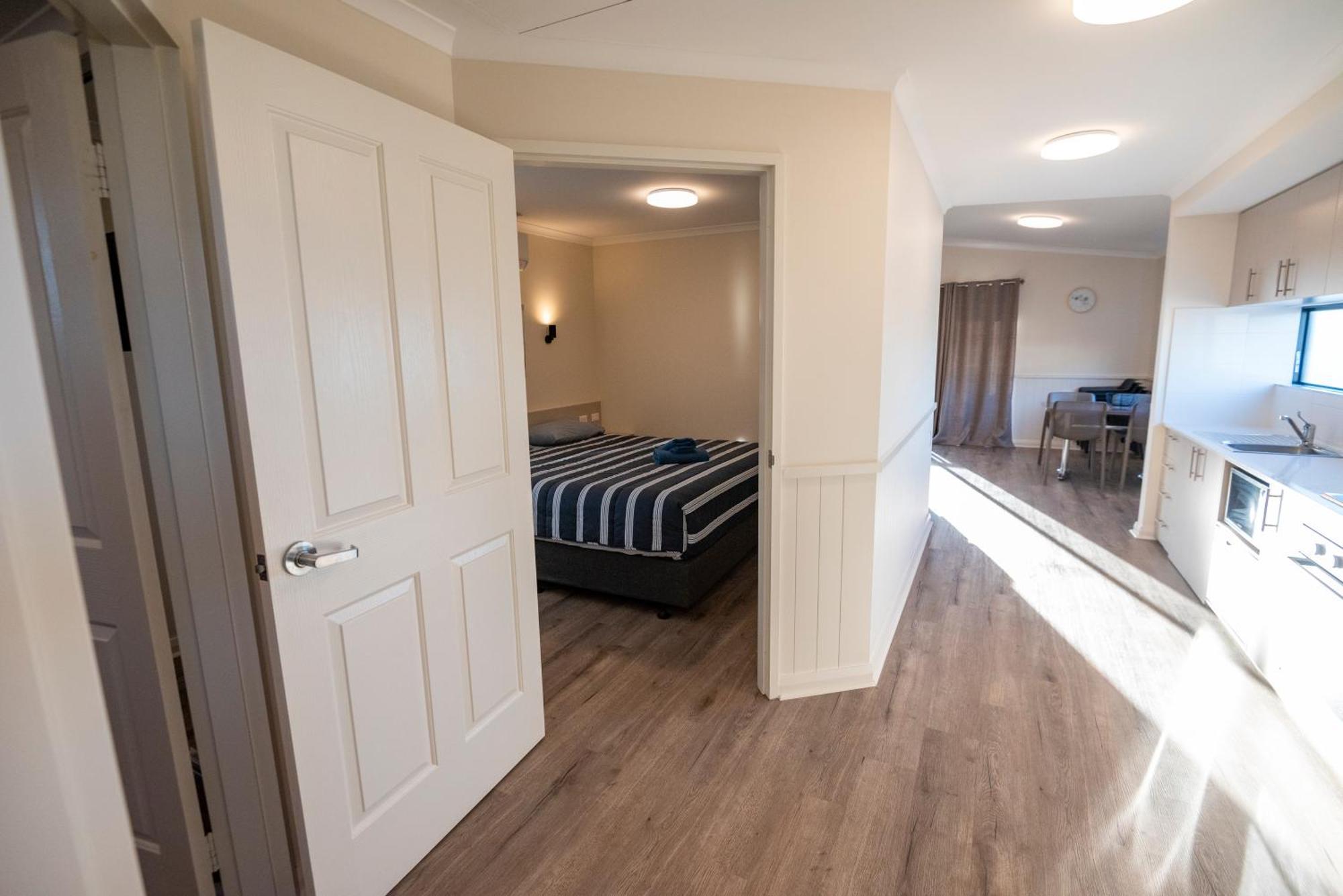Jurien Bay Tourist Park Hotell Exteriör bild