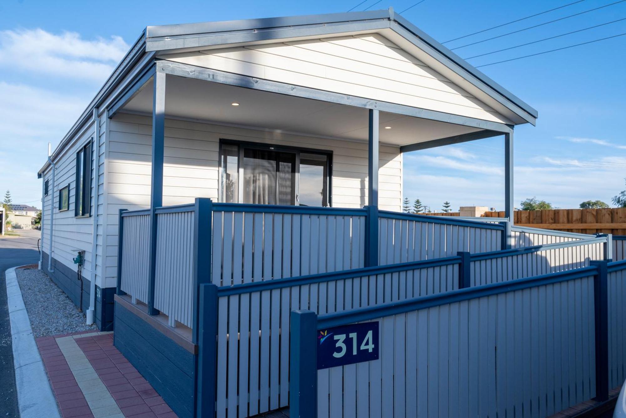 Jurien Bay Tourist Park Hotell Exteriör bild